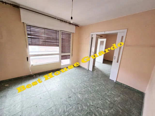 Oportunidad de Inversión en Guardo: Piso Para Reformar a Exc - foto 2