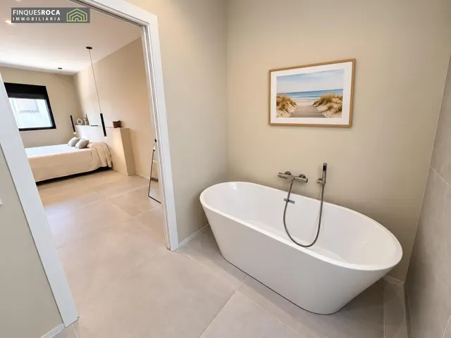 Exclusivo chalet de diseño con piscina privada a 200 metros del mar en les cases d’alcanar — 19