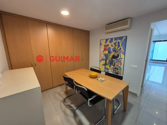 DESPACHO EN VENTA EN SARRIA — 10
