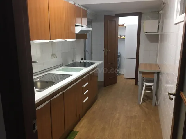 Piso 4 habitaciones 100m² en alquiler - San Vicente - foto 2