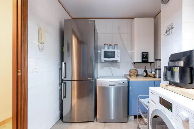 ¡Vive el Centro sin ruido! 180m2 construidos, 4 dormitorios, patio, garaje y trastero en calle Inocentes — 9