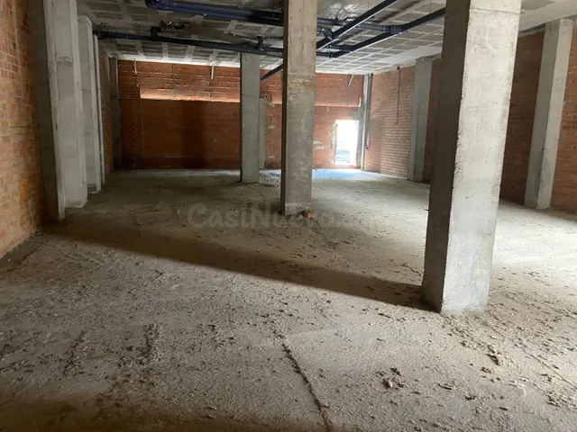 LOCAL 115 M2 OBRA NUEVA EN RAMBLA GIRADA - foto 4