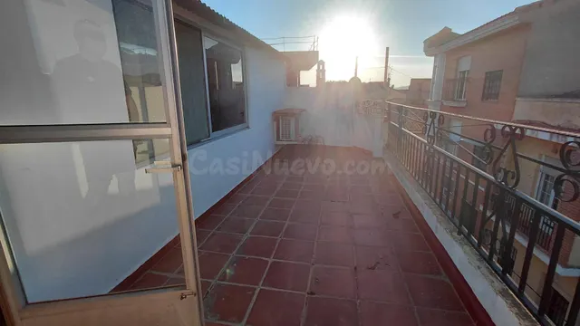 Vivienda unifamiliar con dos viviendas independientes, terra - foto 2