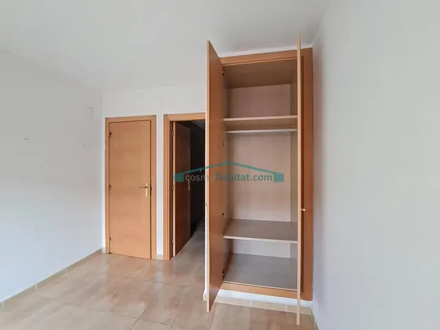 Chalet con jardín, 4 dormitorios y sótano independiente en Alfara de la Baronía — 26