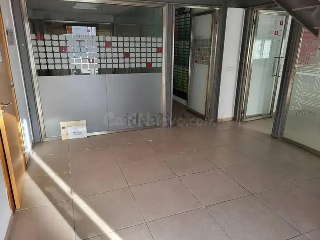Nave industrial de 2.050 m2 en venta en el Polígono Industri - foto 3