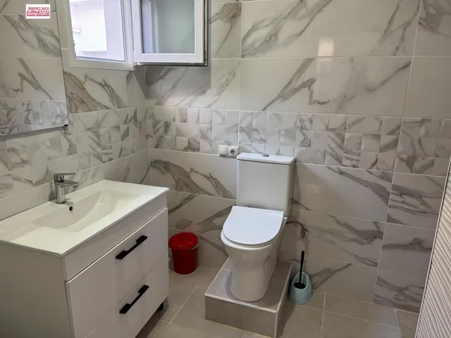 VENTA DE CASA EN BENIFAIO CON ACCESO POR DOS CALLES — 16