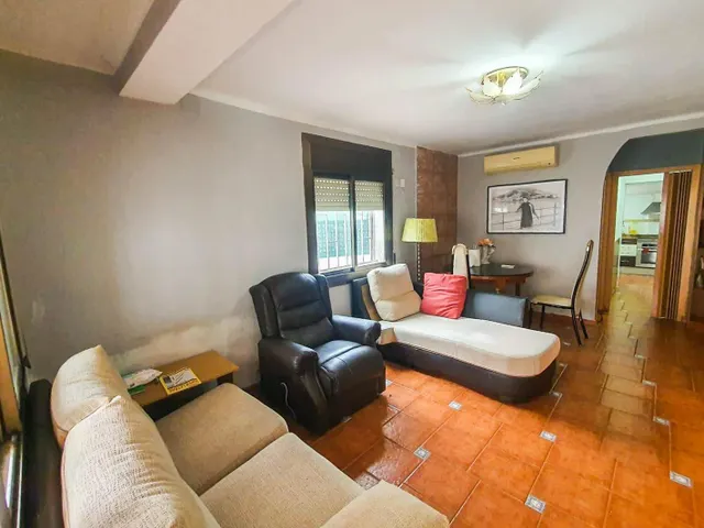 Casa independiente en venta con piscina y pozo propio en Mas d´En Gall, Esparreguera — 7