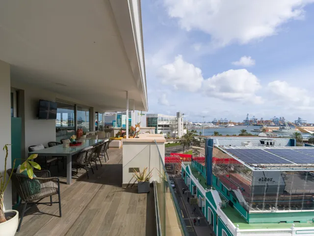 Exclusivo super atico con terraza de 60 metros junto al puer - foto 3
