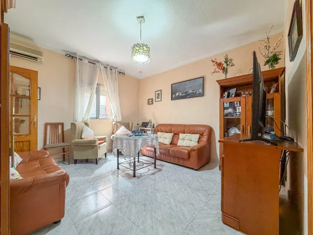 Piso de 2 dorm. reformado para entrar a vivir. — 14