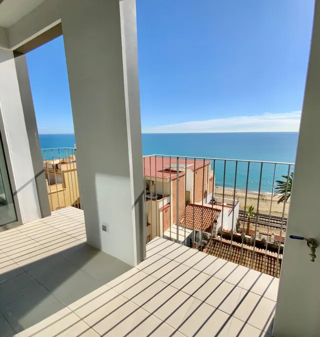 Un Piso de ensueño frente al mar obra nueva 2024 en el corazón histórico de Montgat — 12