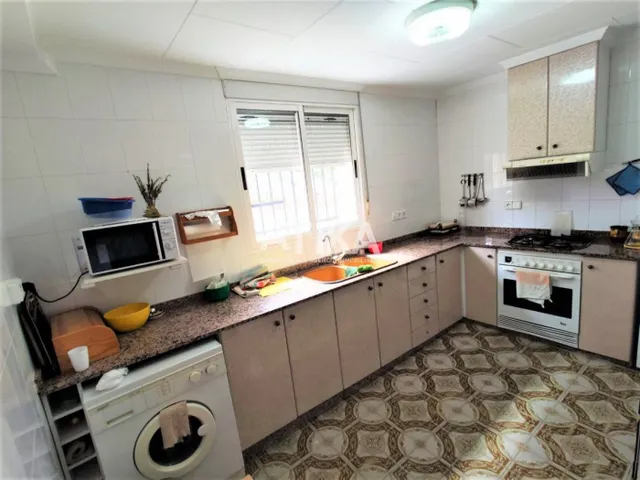 CASA DE CAMPO MUY CERCA DEL CASCO URBANO — 21