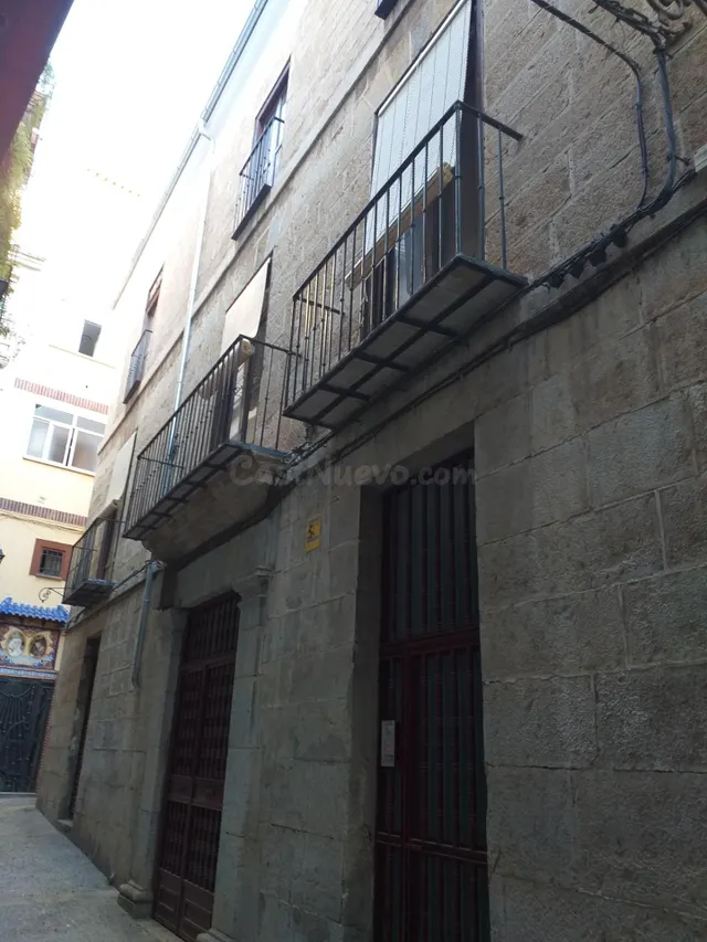 SE ALQUILA LOCAL COMERCIAL EN ZONA CASCO ANTIGUO/TASCAS
