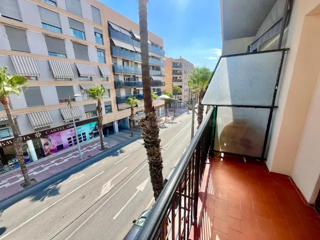 ¡Piso de 3 dormitorios con balcón en San Vicente del Raspeig! — 3