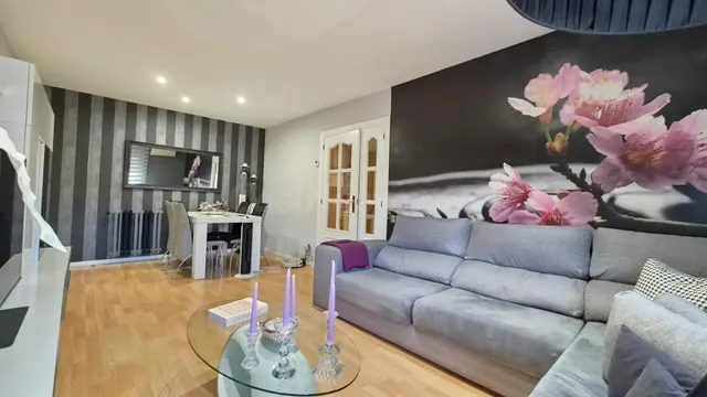 Pis de 5 habitacions a La Parada — 5