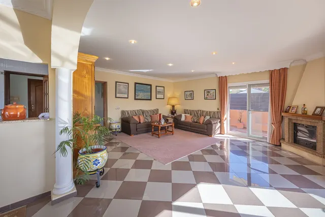Chalet 4 habitaciones 183m² en venta - Costa del Sol — 7