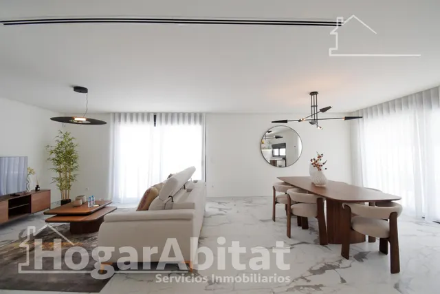 CHALET NUEVO CON PISCINA, GARAJE Y TERRAZA — 9