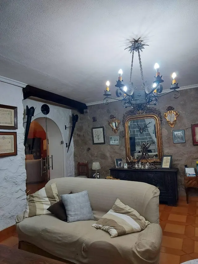 EXCLUSICA CASA EN ALDEA DEL CANO CON 8000 METROS DE PARCELA — 30