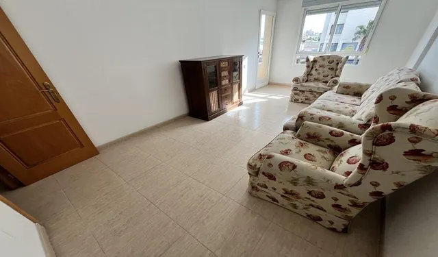 ALTO STANDING - Se vende precioso y GRAN PISO 2º ESQUINA 213 metros — 24