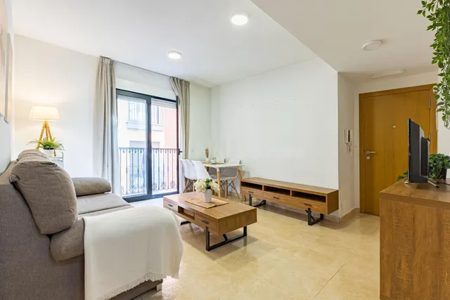 Apartamento de dos dormitorios en plaza Sardoy, centro de Mu - foto 2