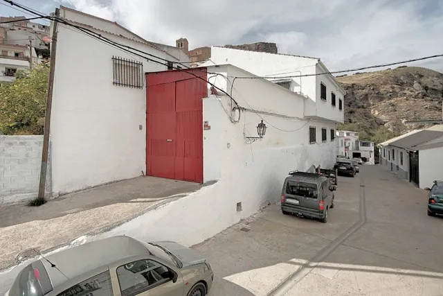 Secadero de Jamones en calle Cuesta de las Fuentes 1. Colomera. Granada — 5