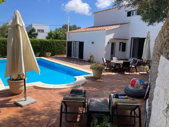 Preciosa y amplia casa con piscina en Llumeçanes - foto 3