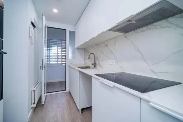 Piso 3 habitaciones 127m² en alquiler - Tetuán — 41