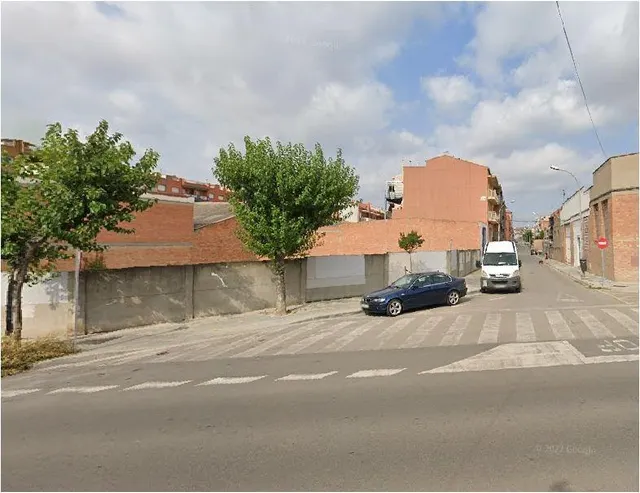 SOLAR EDIFICABLE CANTONER SITUAT A IGUALADA - POBLE SEC — 2