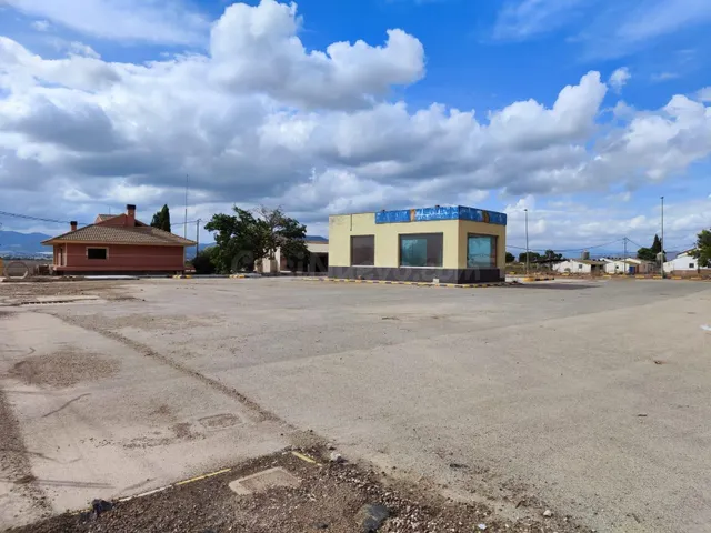 Oportunidad: Casa, Oficina y Nave Almacén - foto 5