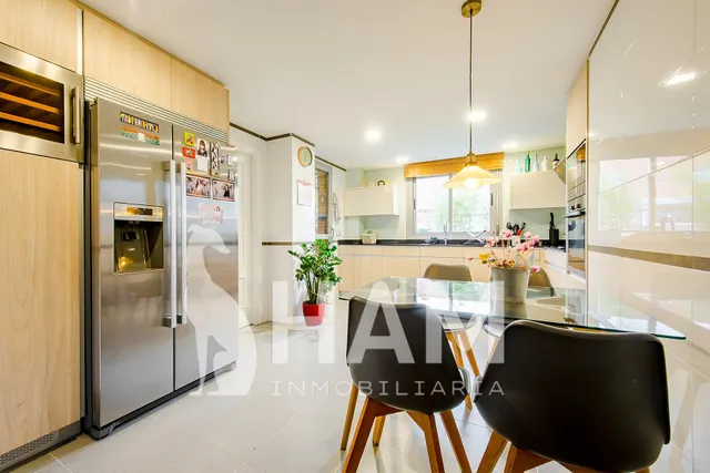 Habitación en C/ Clavel, 10 — 13