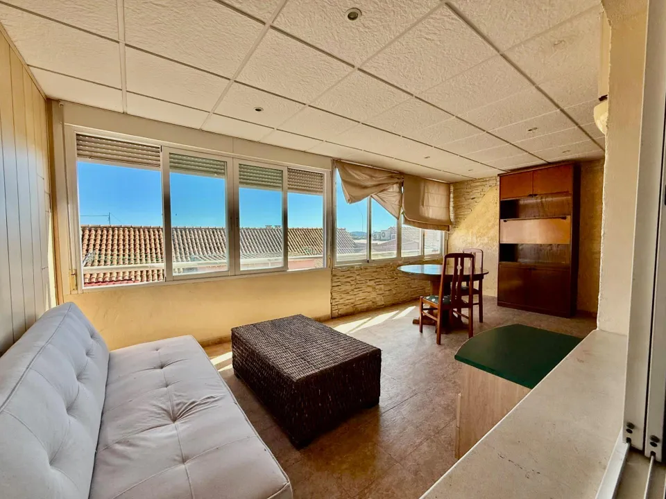 Exclusiva - ático gran terraza y potencial para 3 dormitorios en La Nucía - ideal inversores