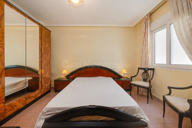 Amplio apartamento de 4 dormitorios en el corazón de Torrevi - foto 4