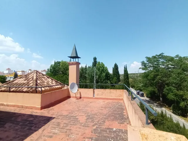 VILLA DE LOS CIPRESES - Exclusiva villa independiente con piscina privada en Villas Blancas (Albolote – Granada) — 38