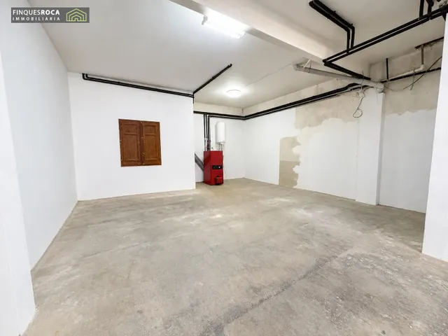 Casa céntrica y muy luminosa, con almacén de 105 m2 y magnífica terraza privada de 70 m2. — 22