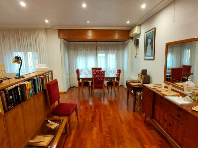 INMOBILIARIA SAN JOSEVENDE EDIFICIO CON DOS PISOS Y GARAJE E - foto 3