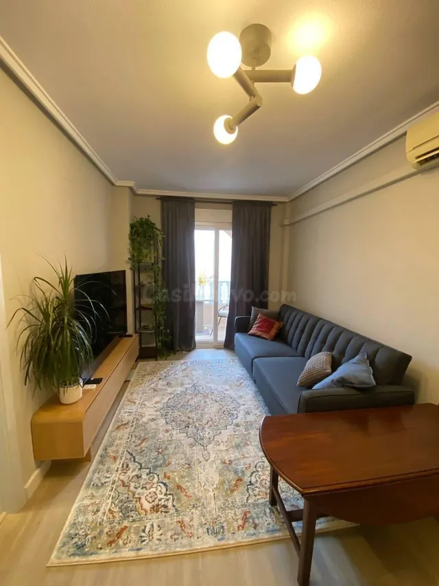 ESTUPENDA VIVIENDA TOTALMENTE REFORMADA Y PISCINA COMUNITARI - foto 3