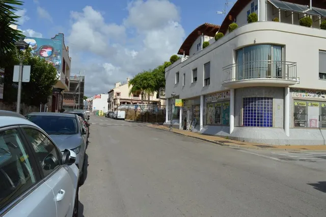 GRAN LOCAL COMERCIAL EN CANCELADA, ESTEPONA - foto 3
