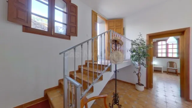 Preciosa casa en Mogán con árboles frutales - foto 4