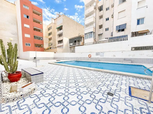 ÁTICO DUPLEX DE 3 habitaciones CON SOLARIUM PRIVADO Y PISCIN