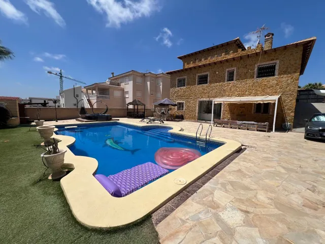 Villa 6 habitaciones 323m² en venta - La marina — 8