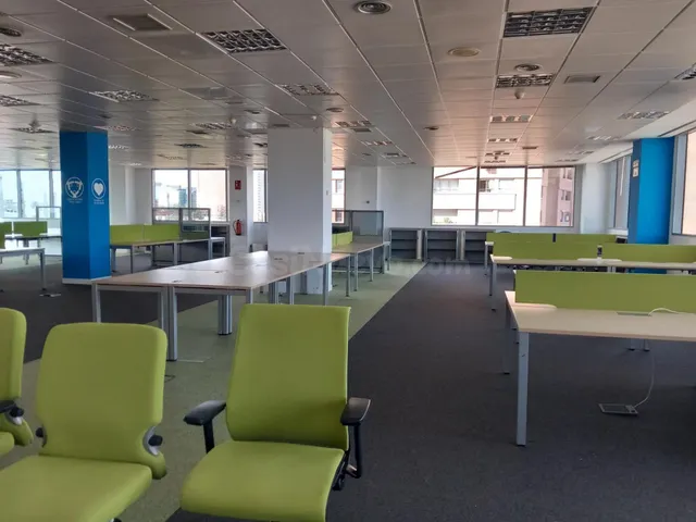 CASTILLA, OFICINA EXTERIOR- DIAFANA 533m2, Excelente Luz Nat - foto 4