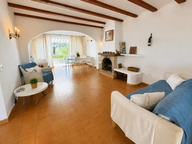 Encantador bungalow esquinero de una sola planta en Moraira Park — 4