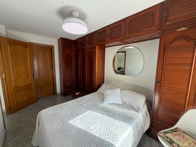 Apartamento en primera línea de playa en gandía con vistas al mar — 13