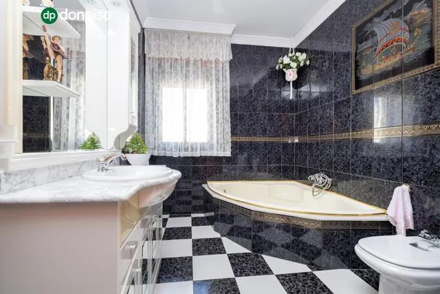 Casa de 6 dormitorios con piscina privada, terrazas y espectaculares vistas en Órgiva – Granada — 27