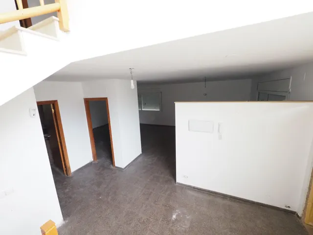 SE VENDA CASA UNIFAMILIAR EN CUBELLES, ZONA MAS TRADER — 10