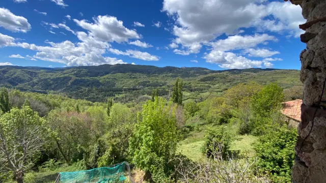 Gran Casa  para rehabilitar en pueblo tranquilo del pirineo — 45