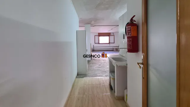 ENTRESUELO EN VENTA O ALQUILER EN AMPLIA AVENIDA DE ONTINYENT — 12