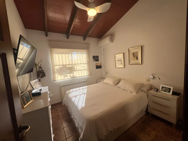 Una casa rural verdaderamente especial: privada, acogedora y perfectamente conectada tanto con el pueblo como con la costa. Bienvenido a un lugar dondela paz, el espacio y la naturaleza se fusionan — 16