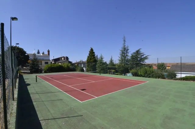 Urbis te ofrece un terreno Urbano en venta en Carrascal de Barregas zona URB. PEÑASOLANA, Salamanca. — 14