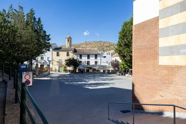!! Amplia vivienda en pleno centro a precio irresistible!! — 26