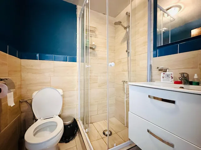 LOCAL 60 M2 JUNTO A ALCAMPO – 2 ESPACIOS INDEPENDIENTES – 1  - foto 3